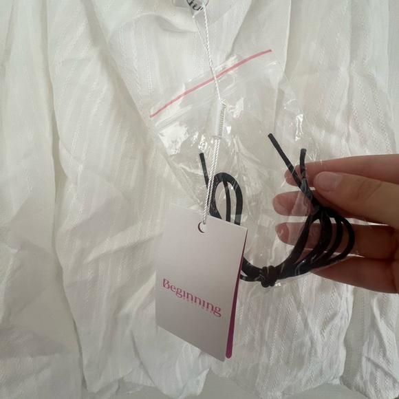 NWT White Tie Back Short / Mini Dress - Picture 6 of 6